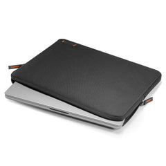 SAC SPIGEN BASIC POUCH ORDINATEUR PORTABLE 13-14 NOIR