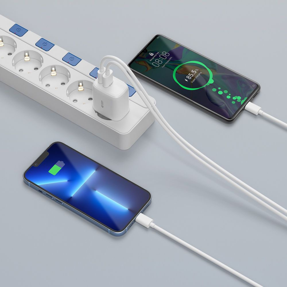CHARGEUR RÉSEAU POUR MOBILE ET TABLETTE TECH-PROTECT C20W CHARGEUR 2 PORTS PD20W/QC3.0 BLANC