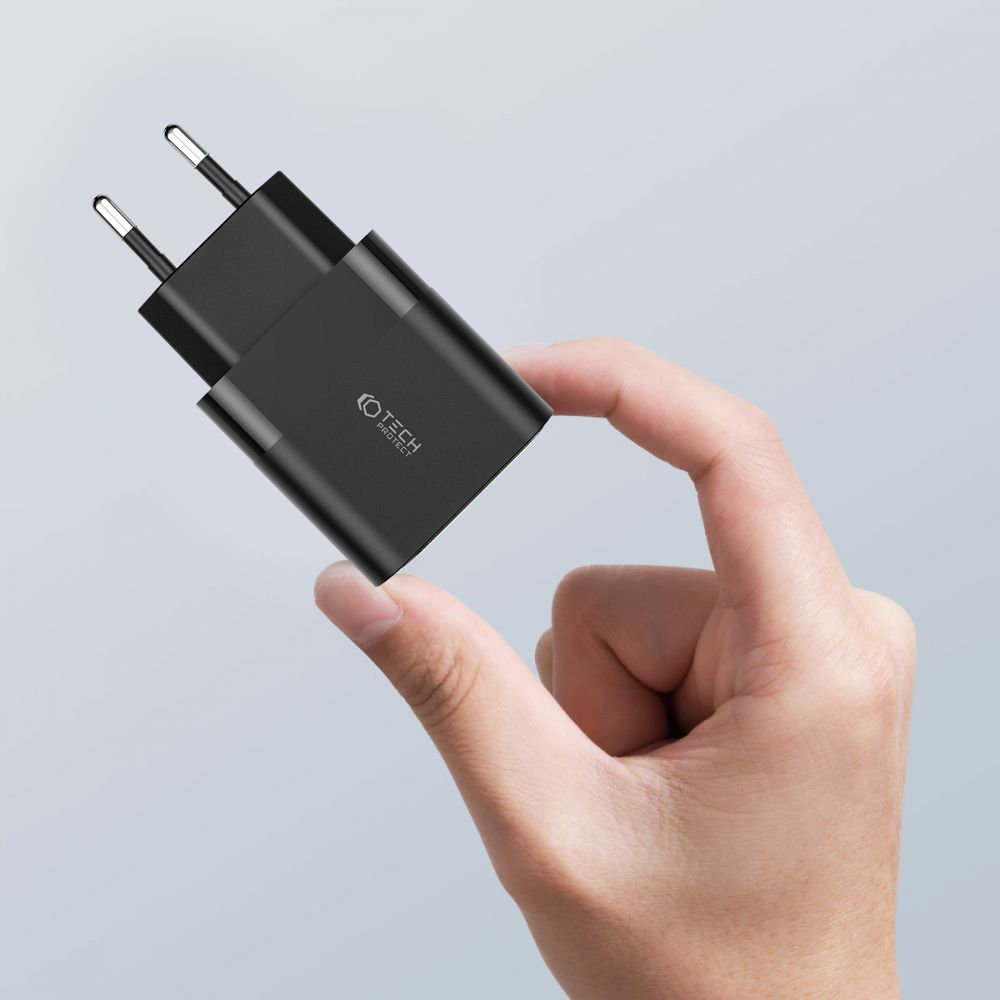 CHARGEUR RÉSEAU POUR MOBILE ET TABLETTE TECH-PROTECT C30W CHARGEUR 2 PORTS PD30W/QC3.0 NOIR