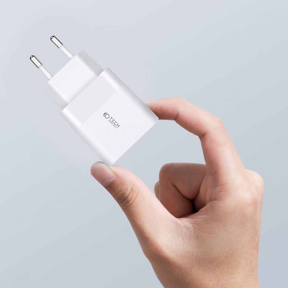 CHARGEUR RÉSEAU POUR MOBILE ET TABLETTE TECH-PROTECT C30W CHARGEUR 2 PORTS PD30W/QC3.0 BLANC