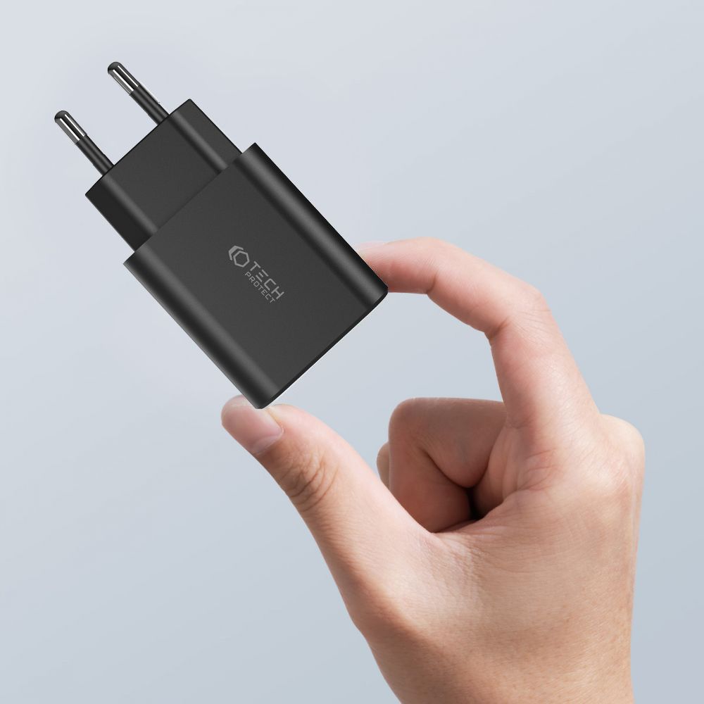 CHARGEUR RÉSEAU POUR MOBILE ET TABLETTE TECH-PROTECT C30W CHARGEUR 3 PORTS PD30W/QC3.0 NOIR