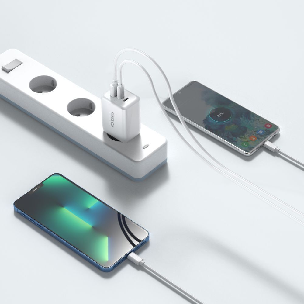 CHARGEUR RÉSEAU POUR MOBILE ET TABLETTE TECH-PROTECT C65W CHARGEUR 3 PORTS PD65W/QC3.0 BLANC
