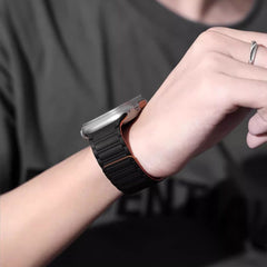 BRACELET BRACELET DOOP ICONBAND MAGNÉTIQUE APPLE WATCH 4 / 5 / 6 / 7 / 8 / 9 / SE / ULTRA 1 / 2 (42 / 44 / 45 / 49 MM) NOIR/ROUGE