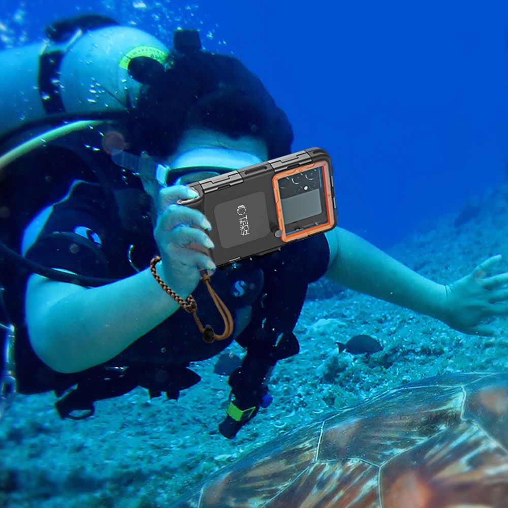 COQUE ÉTANCHE UNIVERSELLE TECH-PROTECT IPX8 NOIRE/ORANGE POUR PLONGÉE