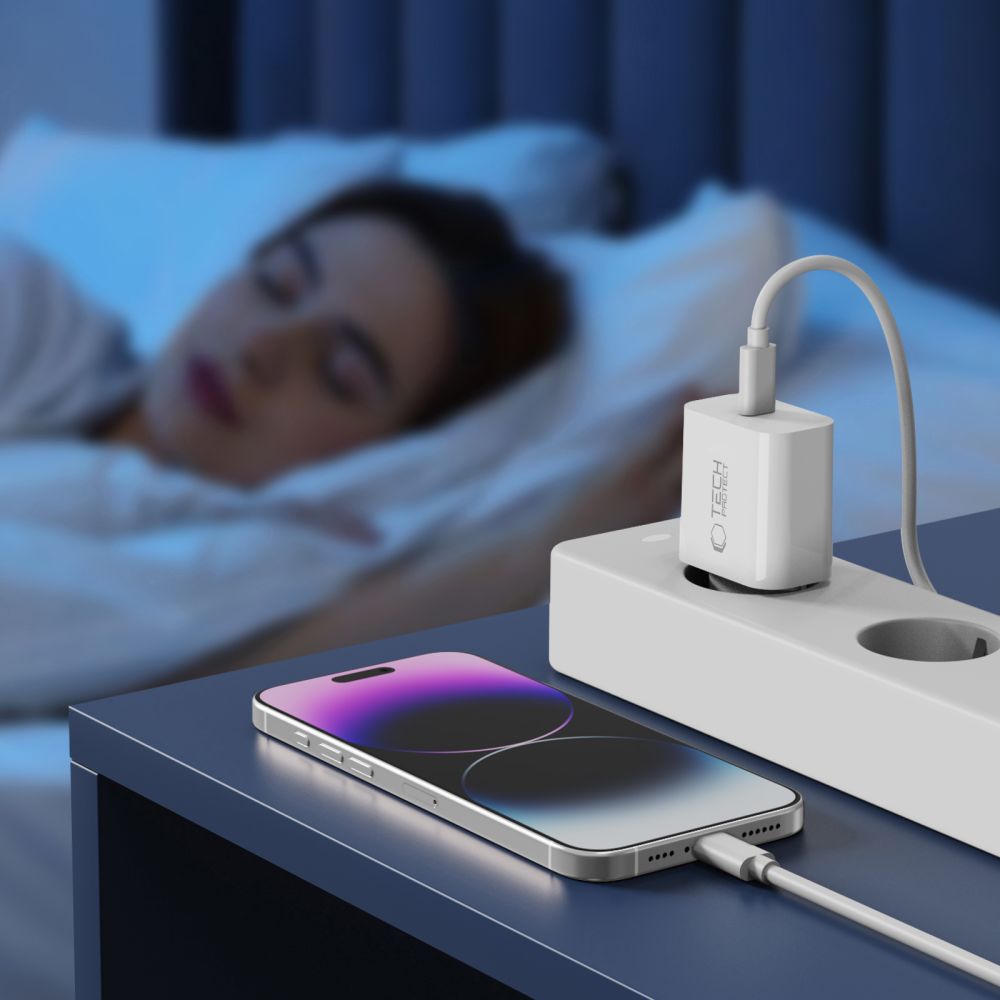 CHARGEUR RÉSEAU TECH-PROTECT NC20W 1-PORT PD20W + CÂBLE LIGHTNING BLANC