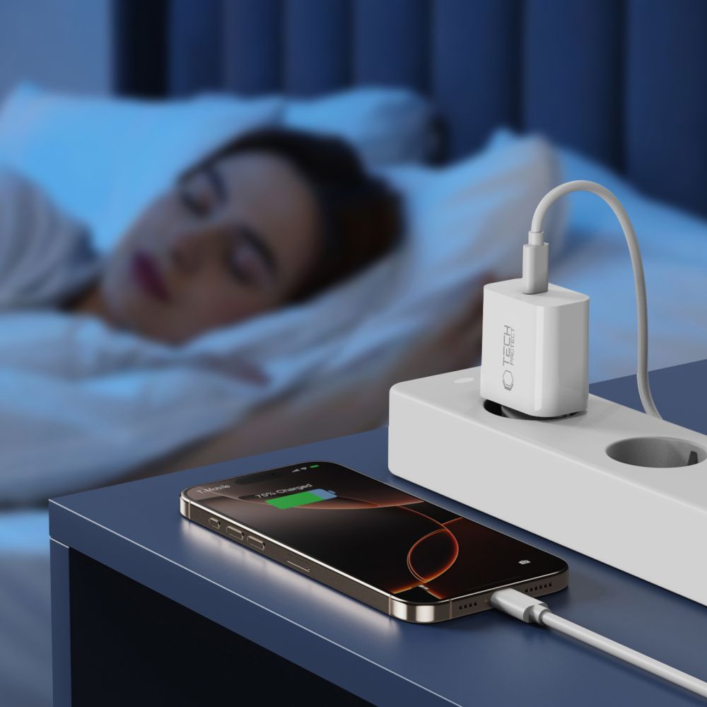 CHARGEUR RÉSEAU TECH-PROTECT NC20W 1-PORT PD20W + CÂBLE TYPE-C BLANC