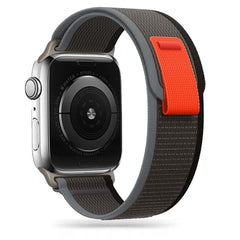 BRACELET EN NYLON POUR APPLE WATCH 4 / 5 / 6 / 7 / 8 / 9 / SE / ULTRA 1 / 2 (42 / 44 / 45 / 49 MM) NOIR/ORANGE