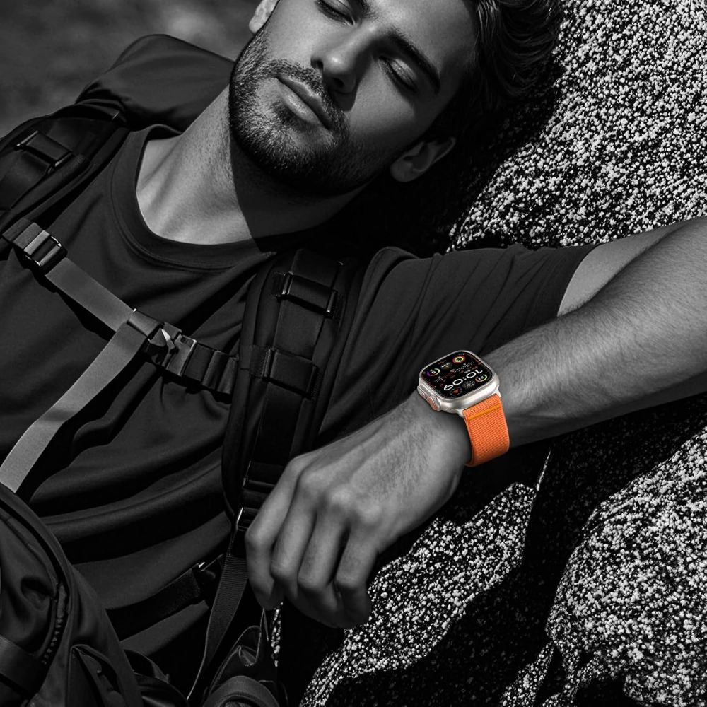 TECH-PROTECT BOUCLE EN NYLON POUR APPLE WATCH 6 / 7 / 8 / 9 / 10 / SE / ULTRA 1 / 2 (44 / 45 / 46 / 49 MM) ORANGE